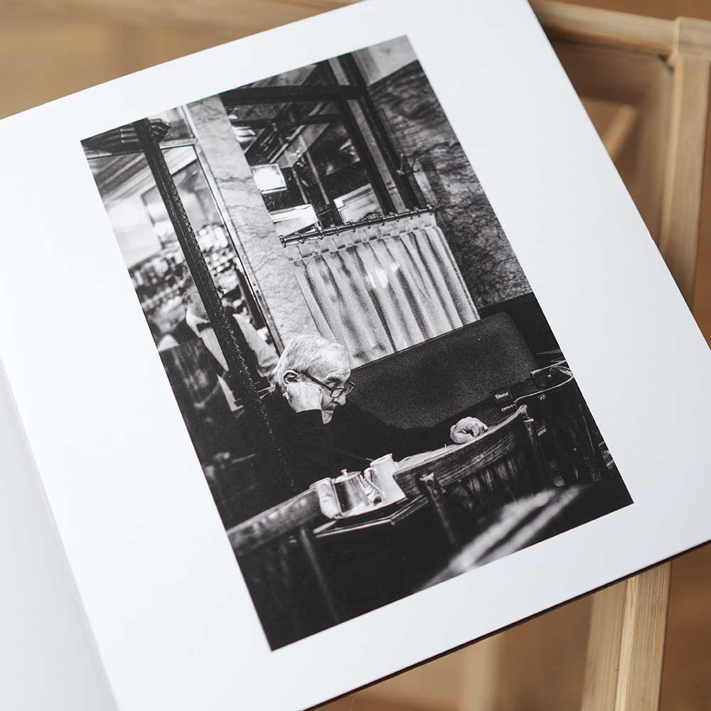 Libro de fotos de Ivan Conde Ph. Fotógrafo en París. 
