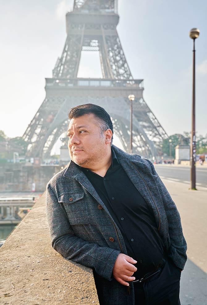 Sesión de fotos en París. Fotógrafo en París en español.