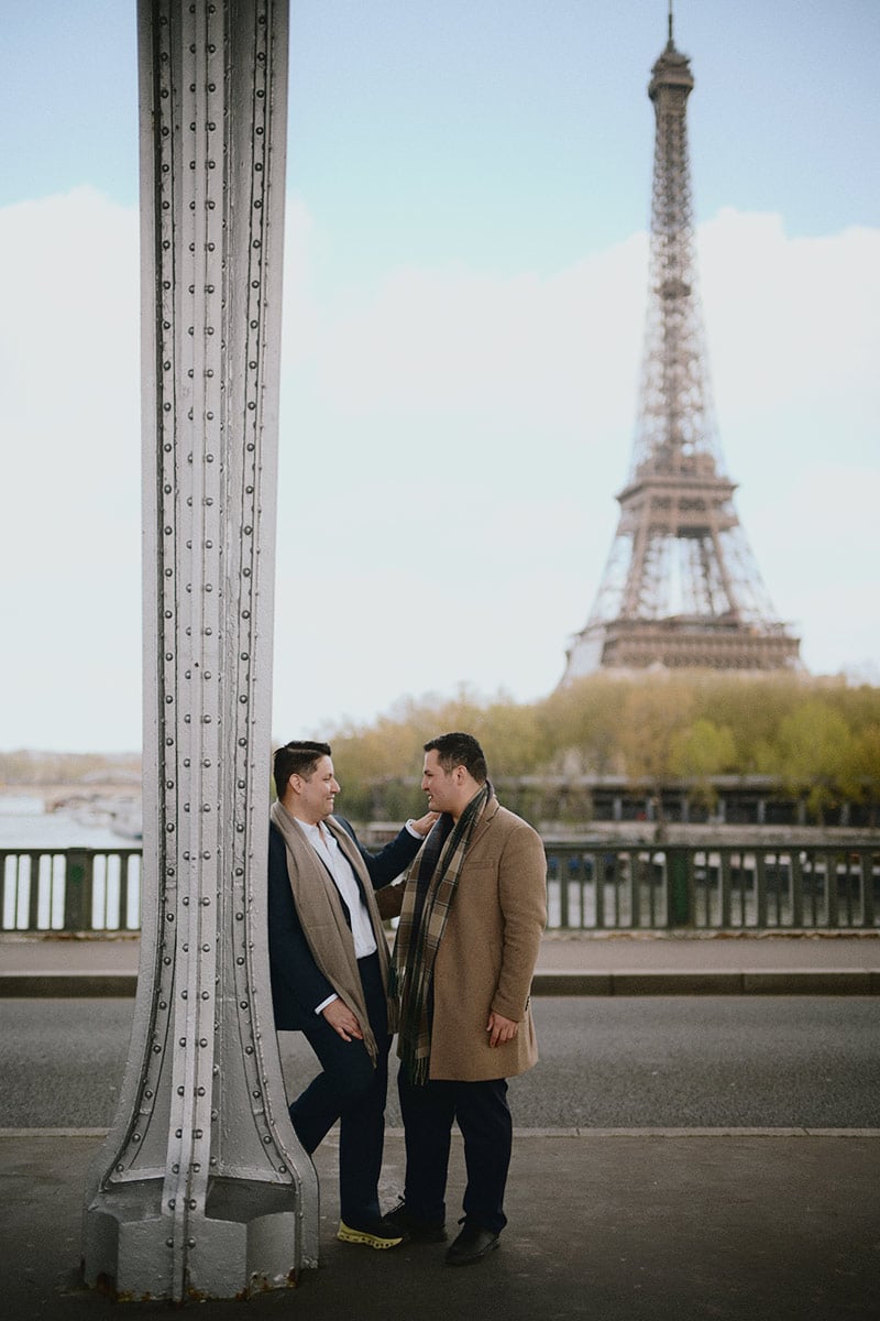 Sesión de fotos en París. Fotógrafo en París español.